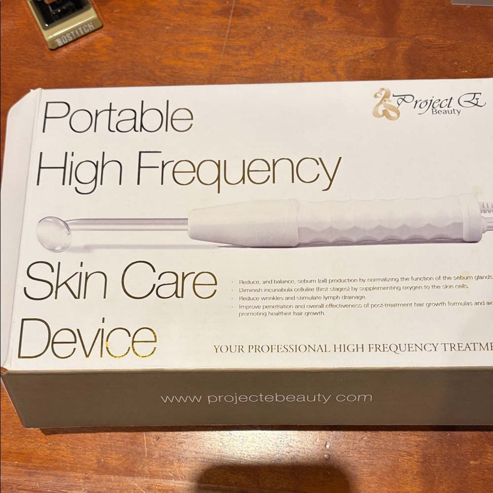Project E Beauty Portable High Frequency Skin Care Device